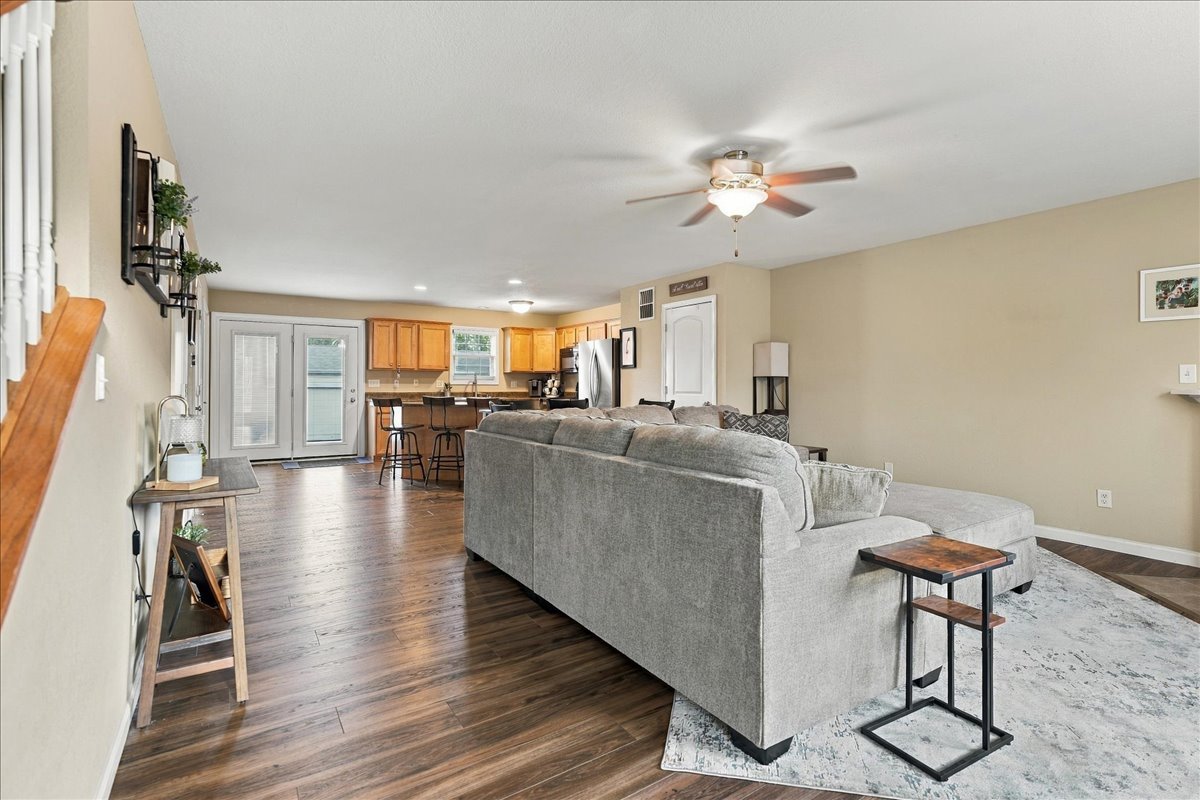 1706 Glenbridge Road Property Photo 12