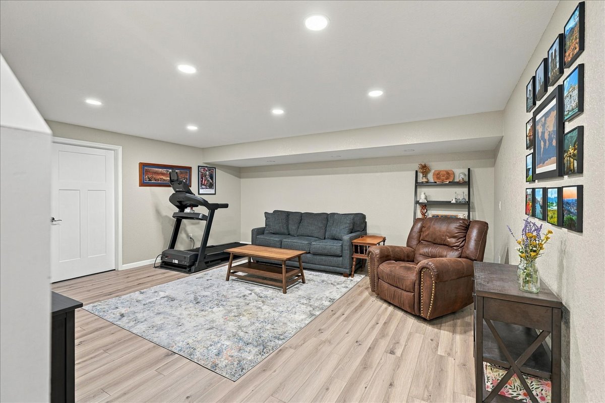 1706 Glenbridge Road Property Photo 27
