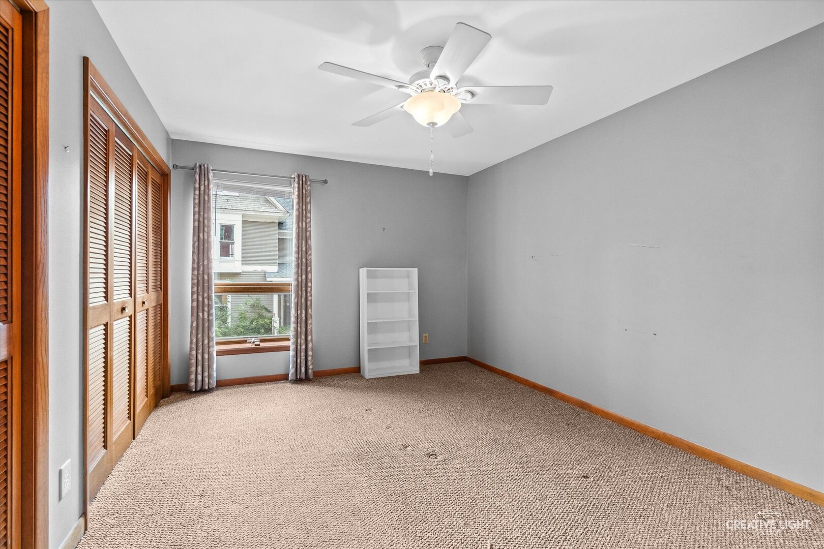 450 W Downer Place 2a Property Photo 14