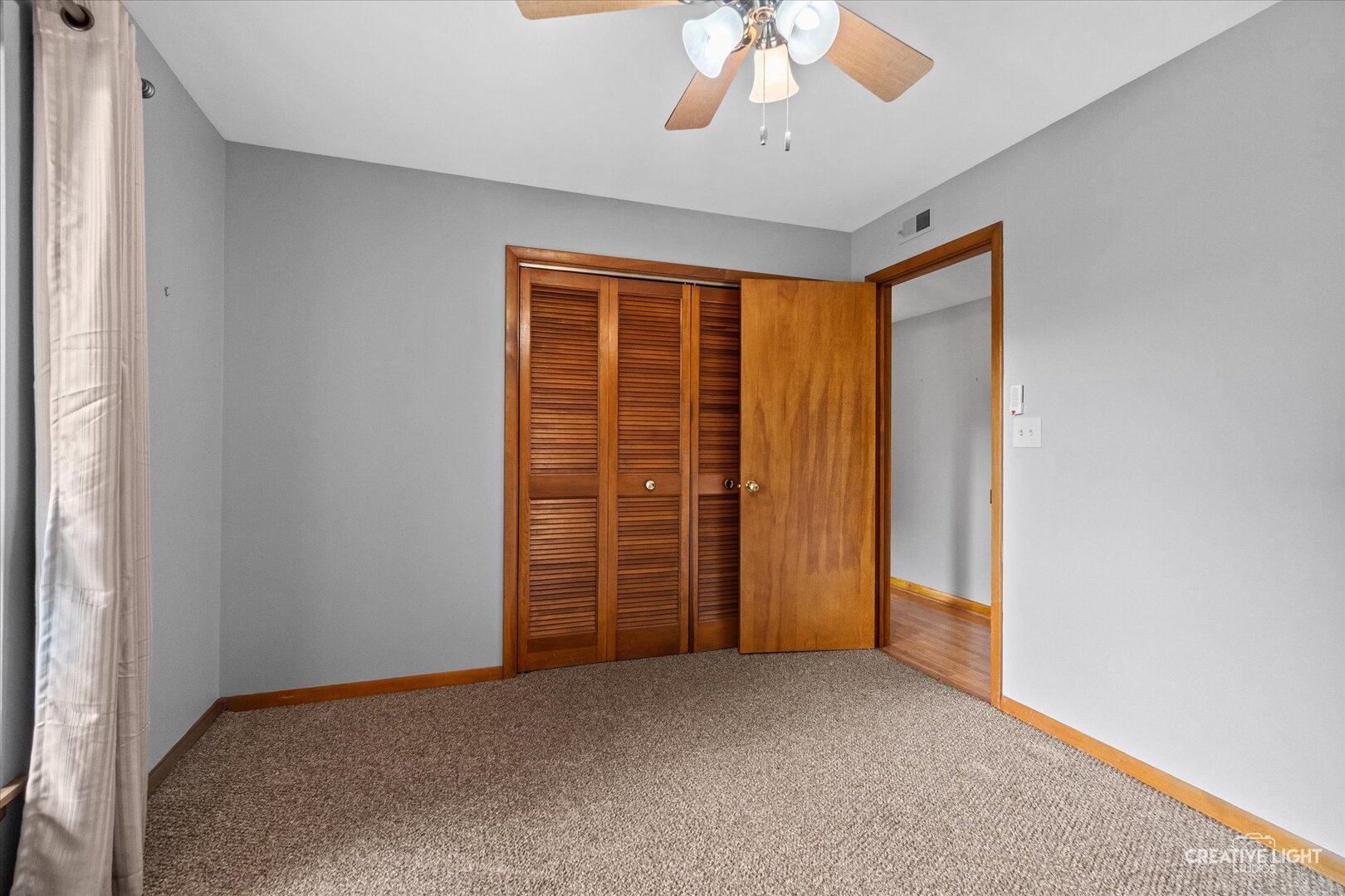 450 W Downer Place 2a Property Photo 22