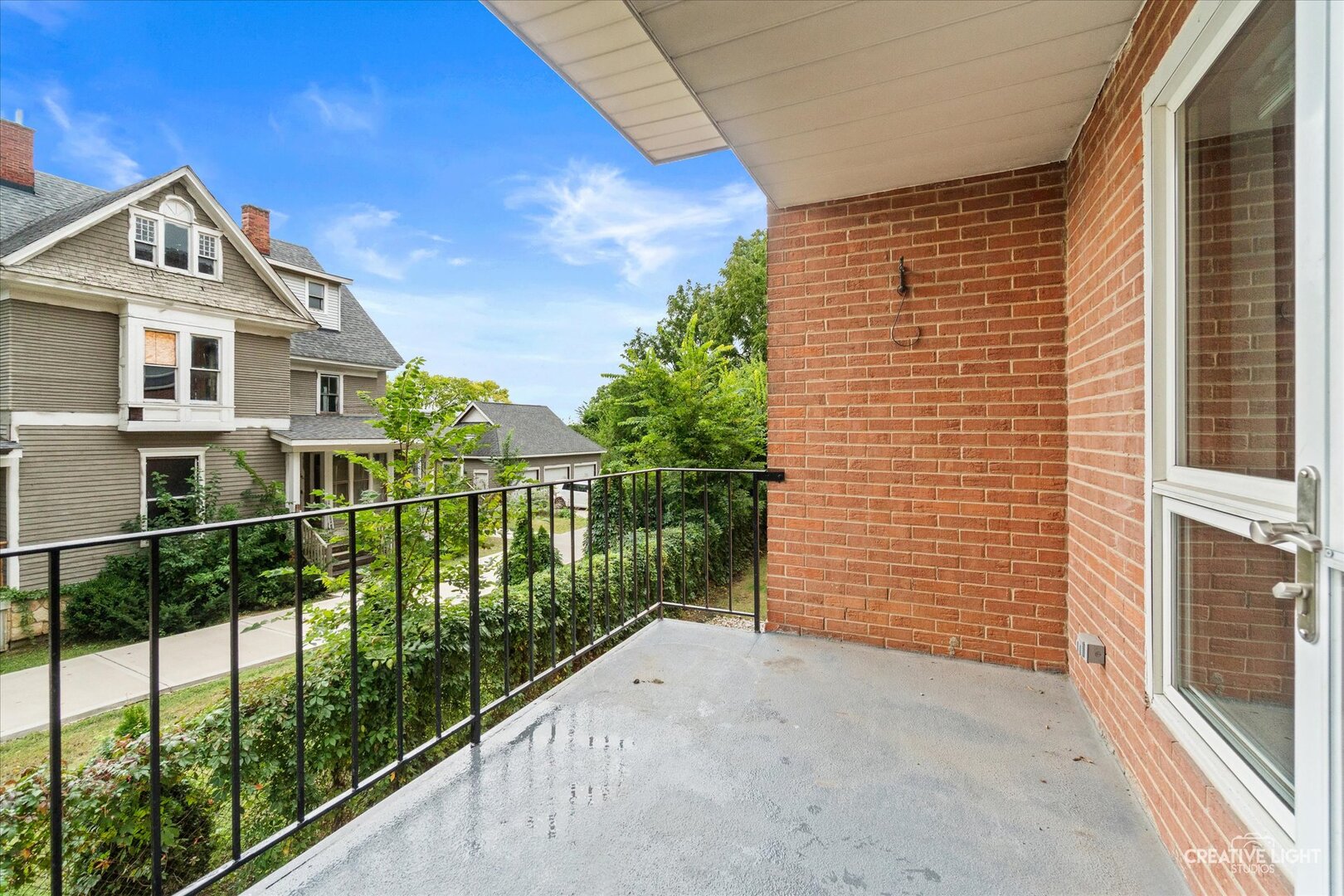 450 W Downer Place 2a Property Photo 25