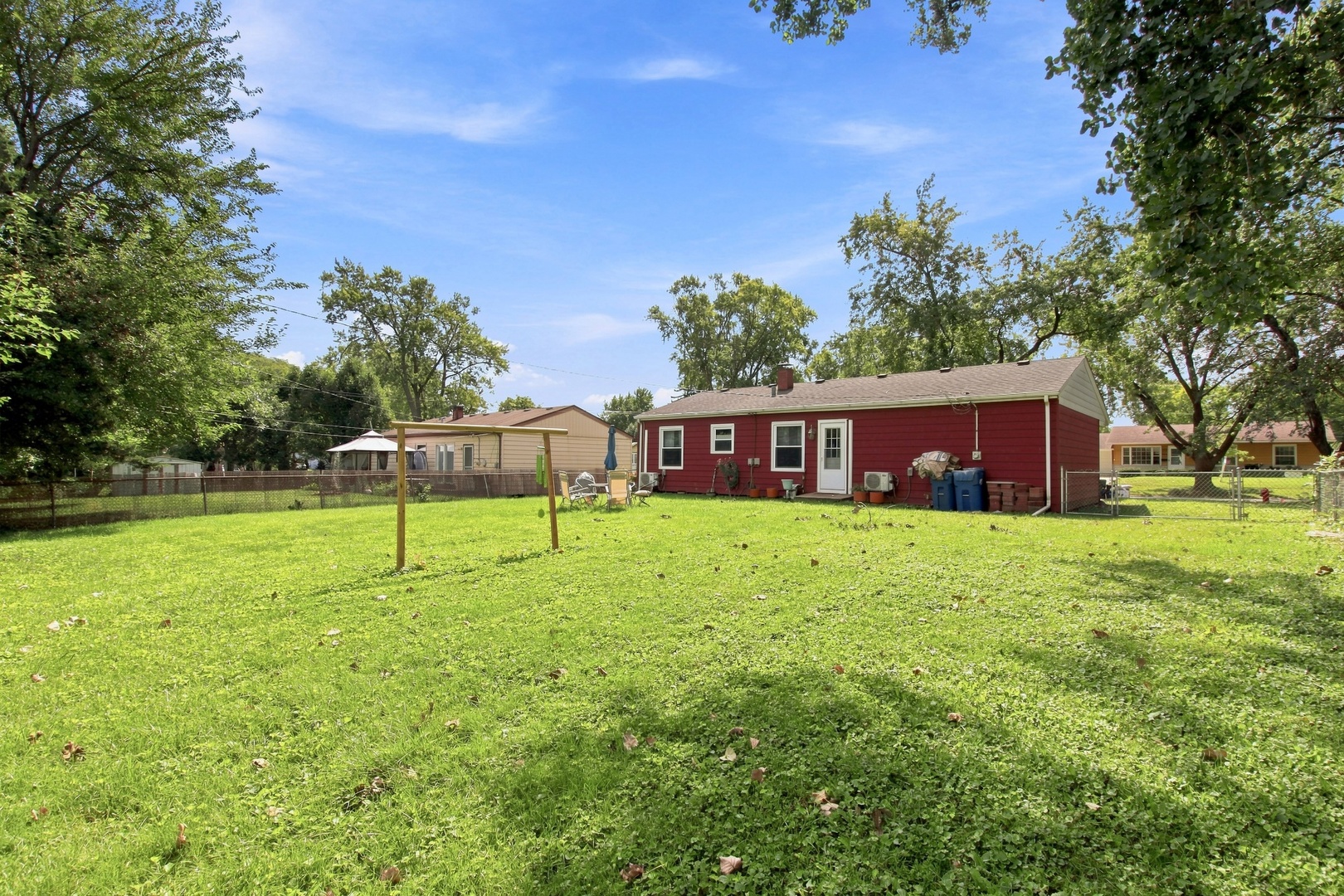 1672 Evergreen Avenue Property Photo 13