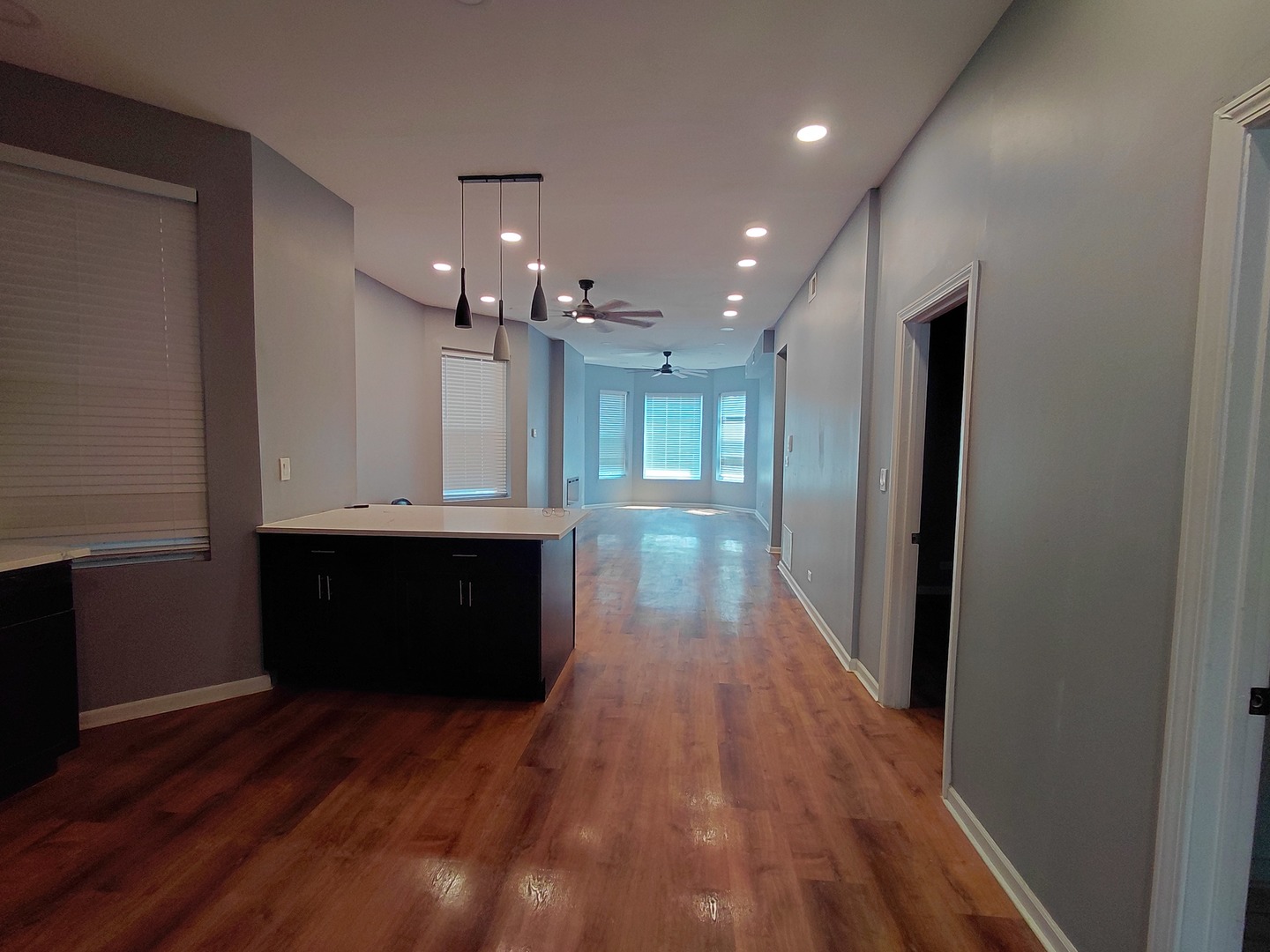 432 E 45th Place Property Photo 10