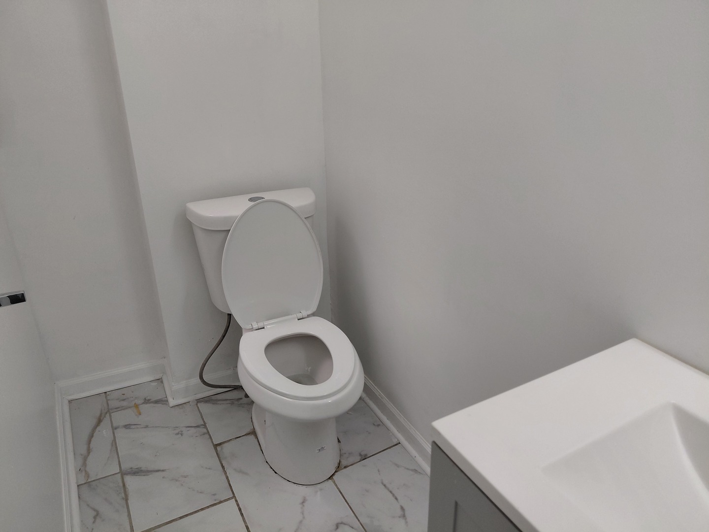432 E 45th Place Property Photo 13
