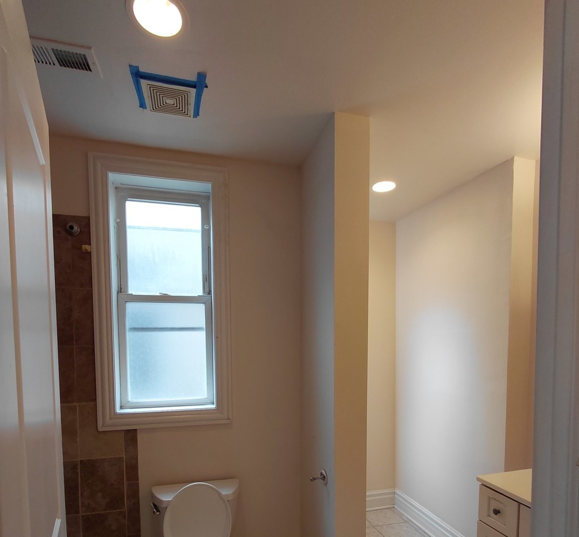 432 E 45th Place Property Photo 23
