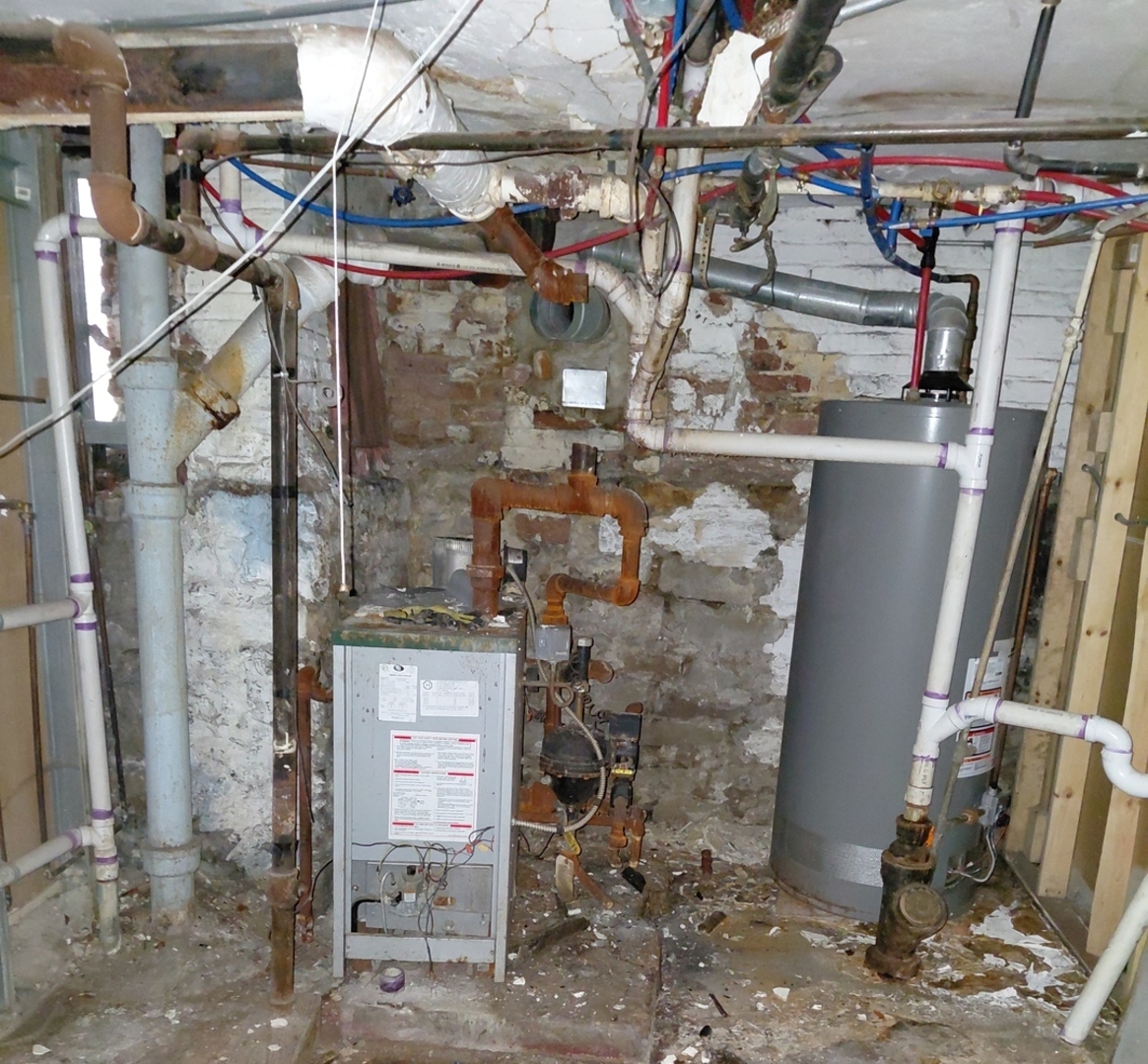 432 E 45th Place Property Photo 36