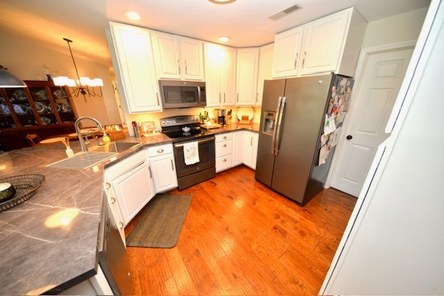 1010 Mulligan Drive 1010 Property Photo 6