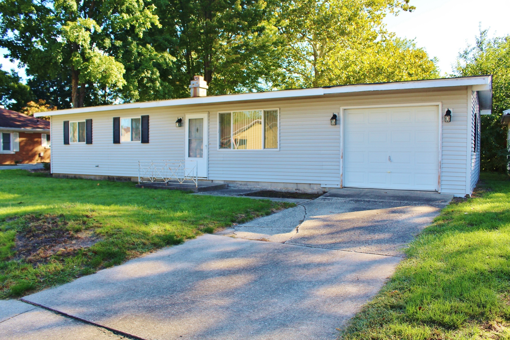 39 Lynwood Drive Property Photo 1
