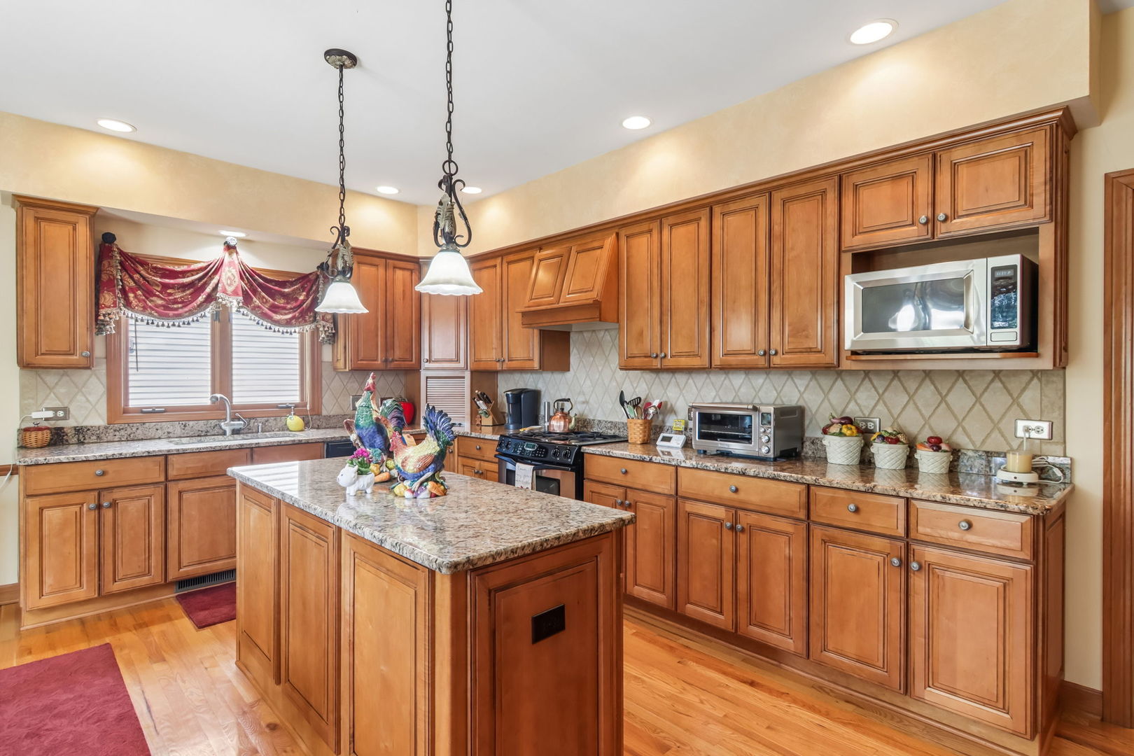 408 Sudbury Circle Property Photo 16