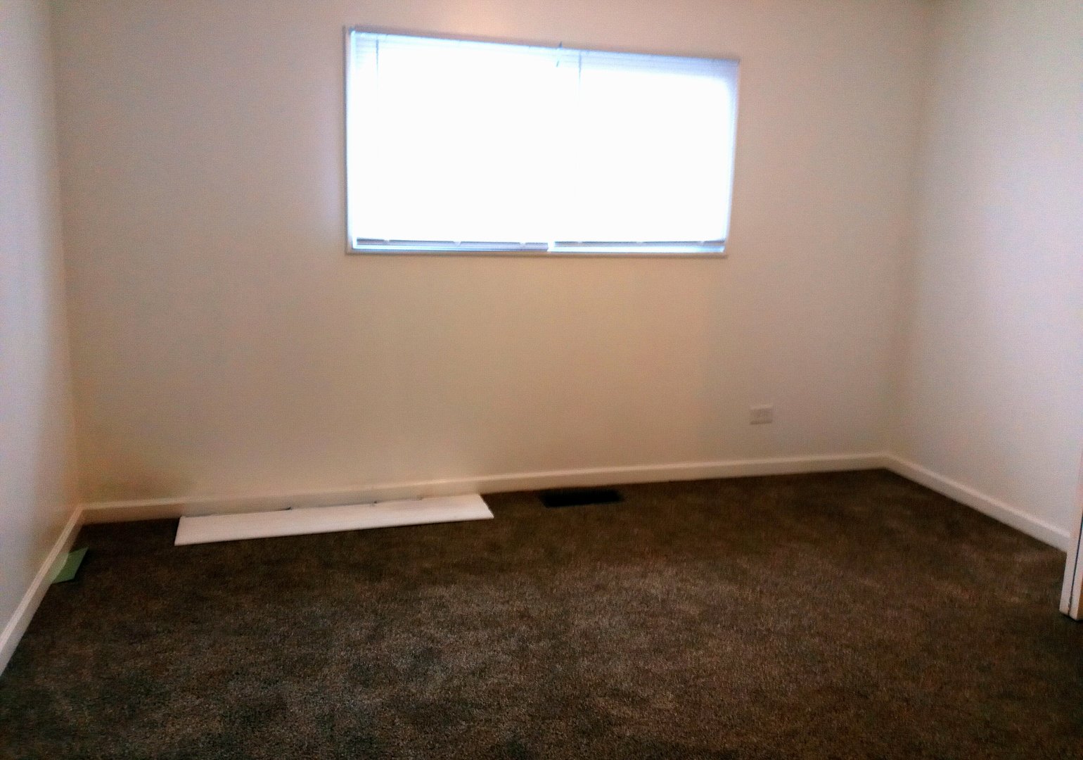 1290 Balmoral Avenue Property Photo 10