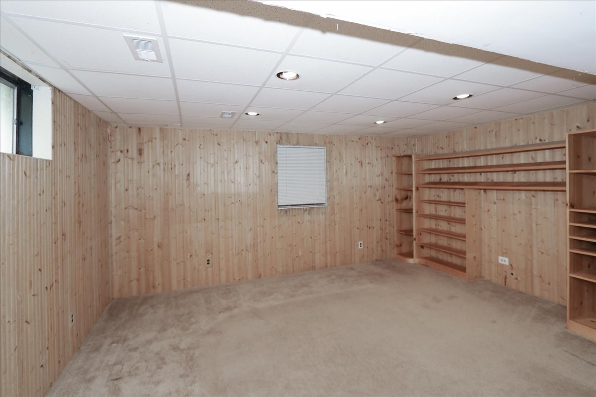 23874 N Echo Lake Road Property Photo 21