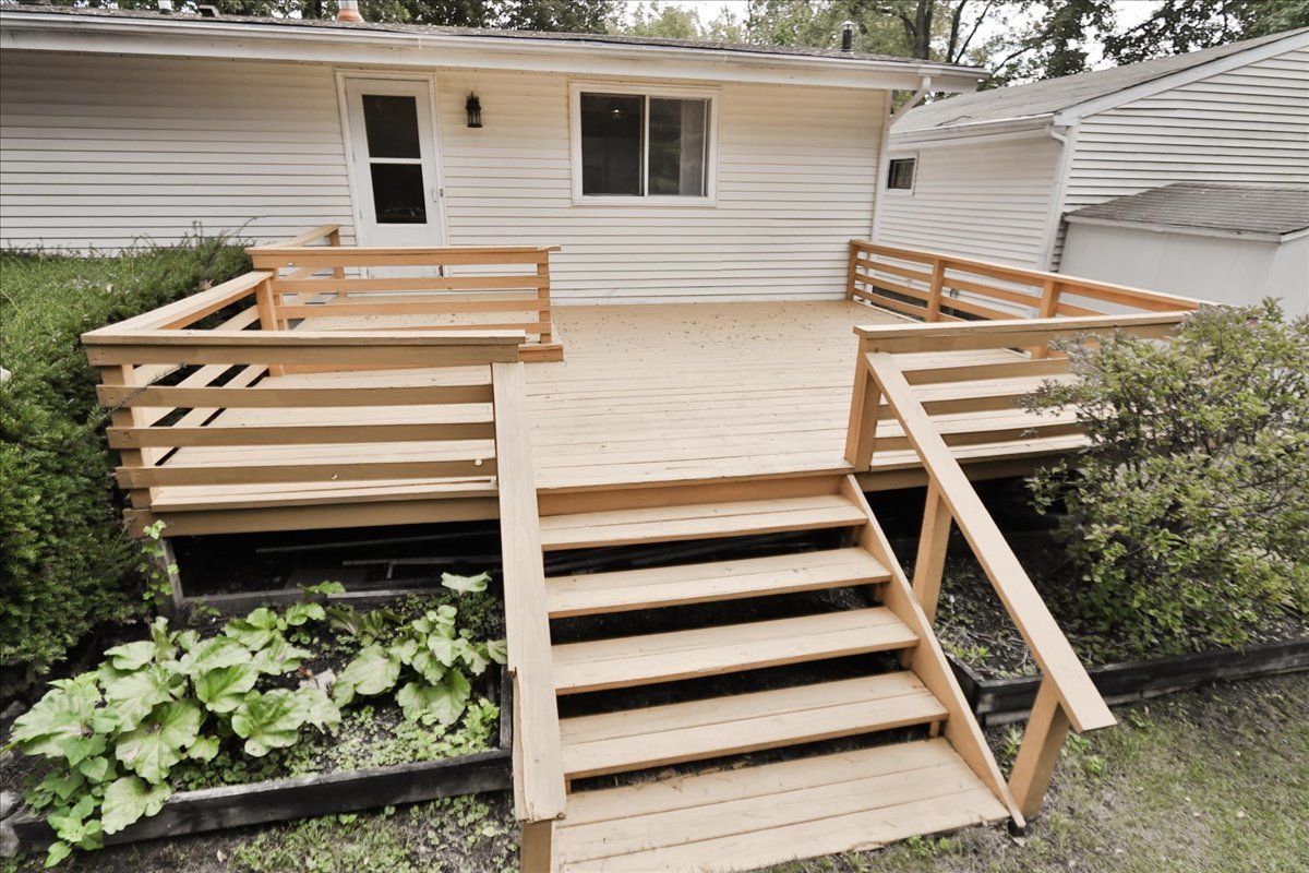 23874 N Echo Lake Road Property Photo 23