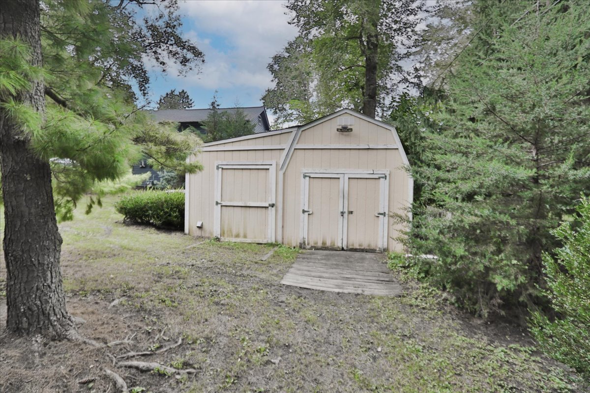 23874 N Echo Lake Road Property Photo 24