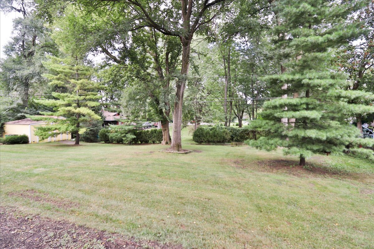 23874 N Echo Lake Road Property Photo 25