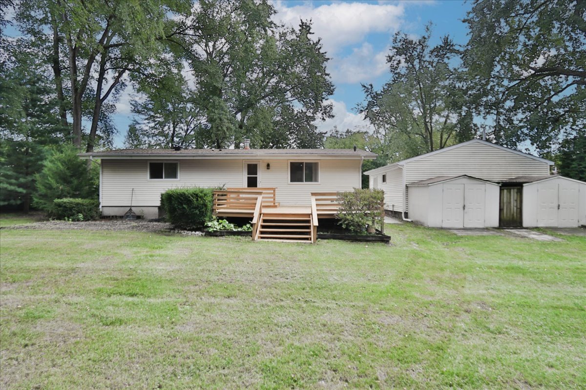 23874 N Echo Lake Road Property Photo 26