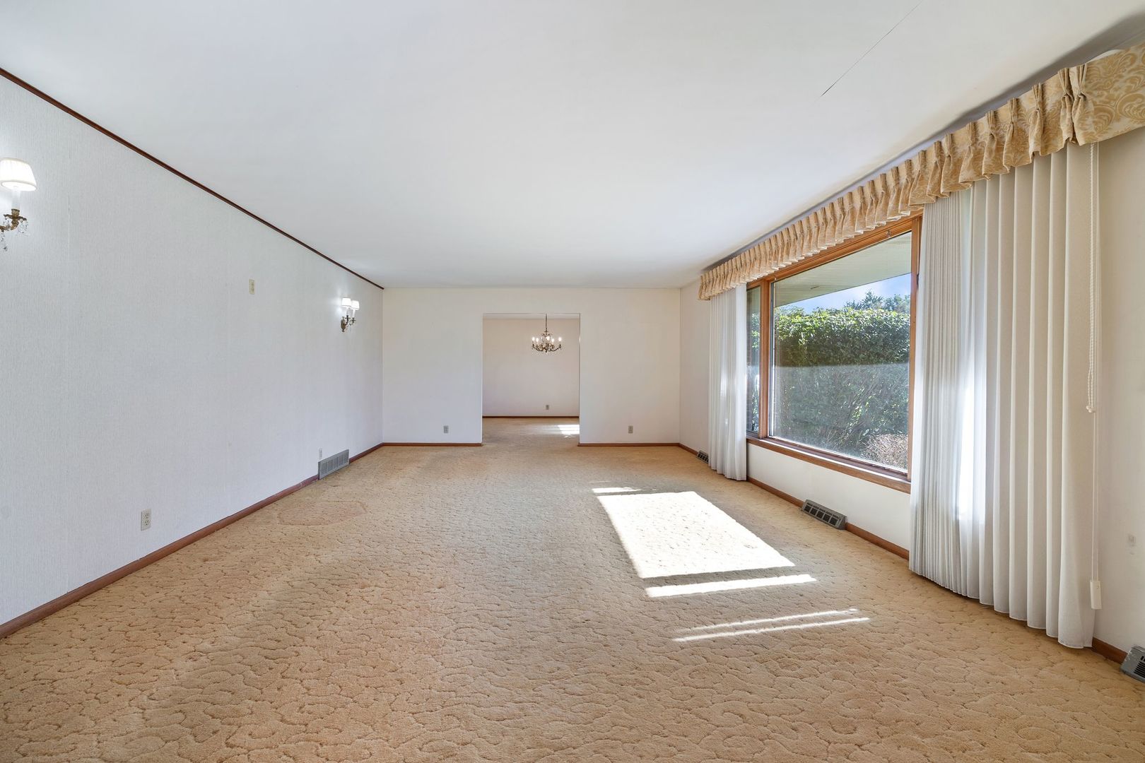 29 Brookside Lane Property Photo 5