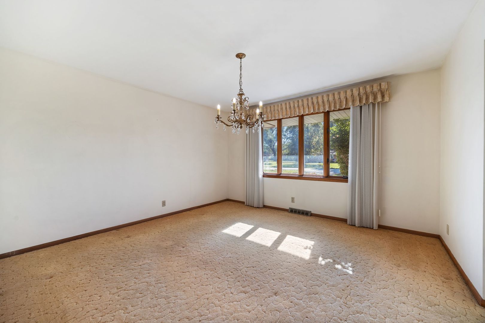 29 Brookside Lane Property Photo 7