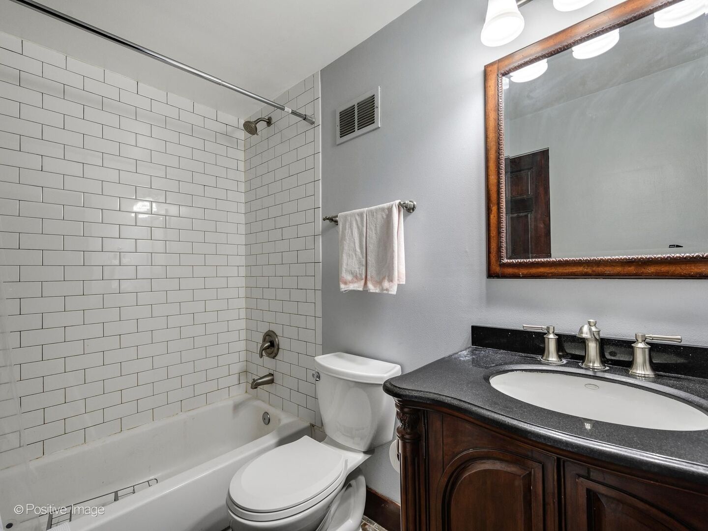 525 N Halsted Street 312 Property Photo 16
