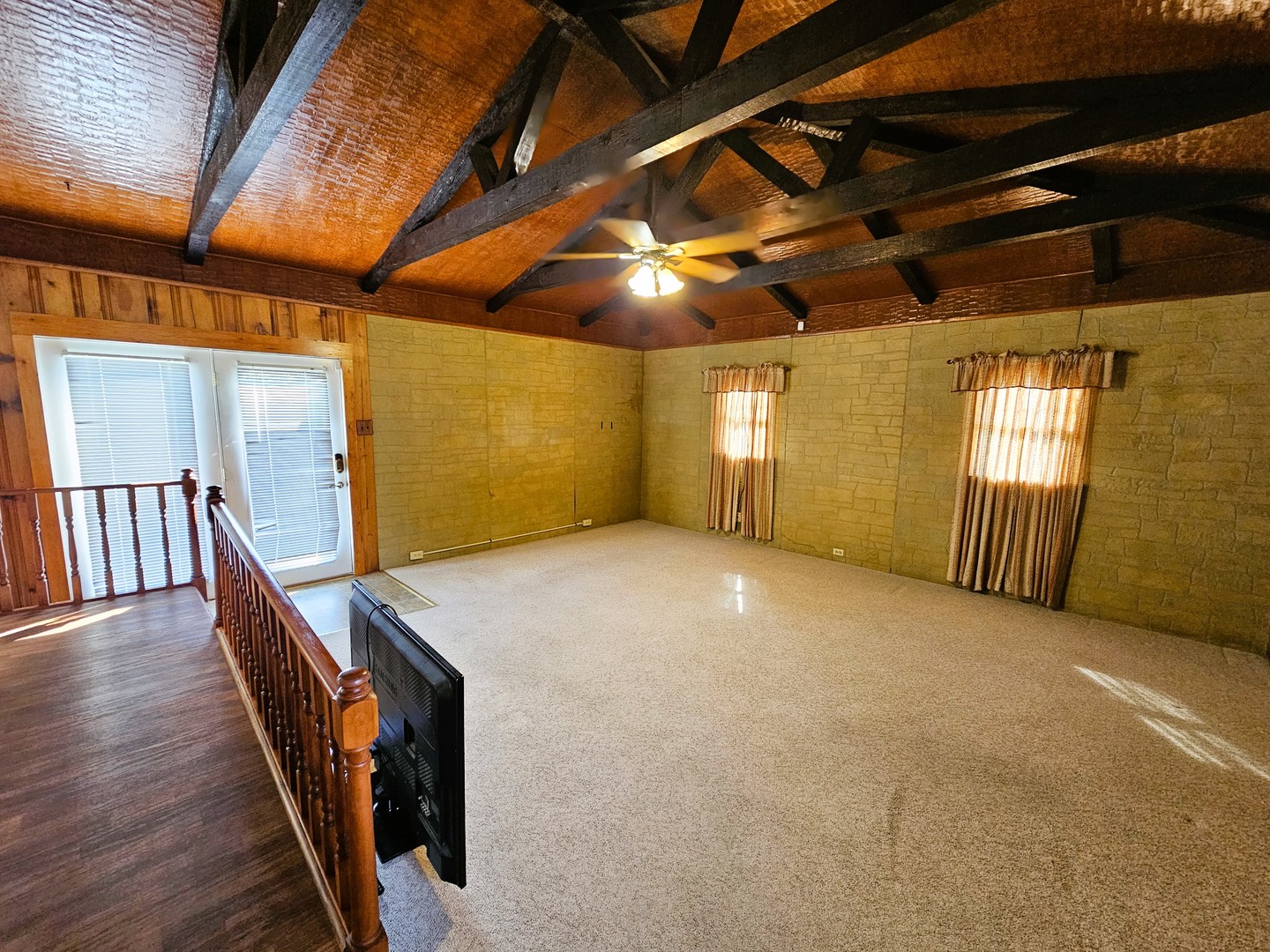 717 Airport Road Property Photo 26