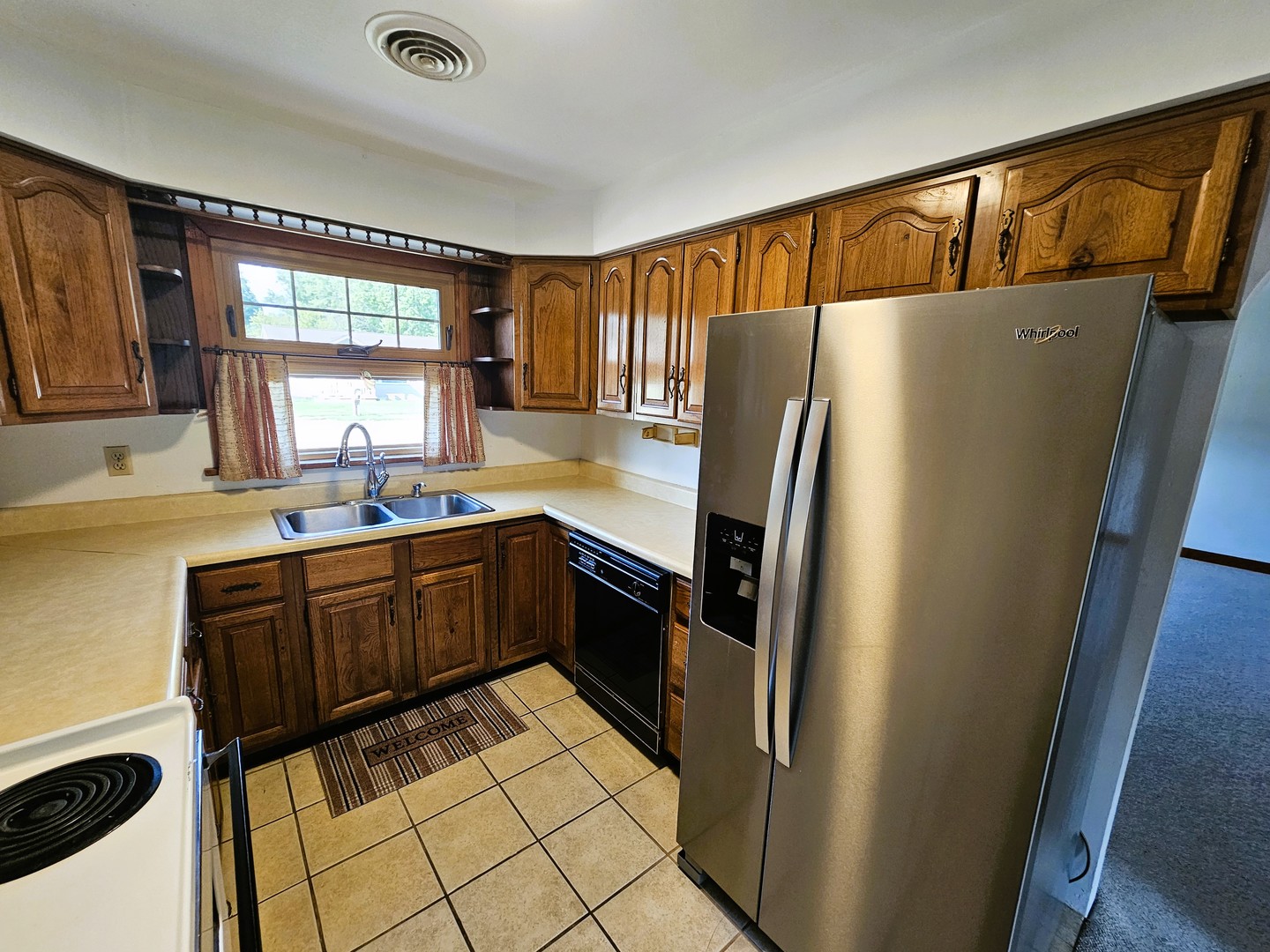 717 Airport Road Property Photo 29
