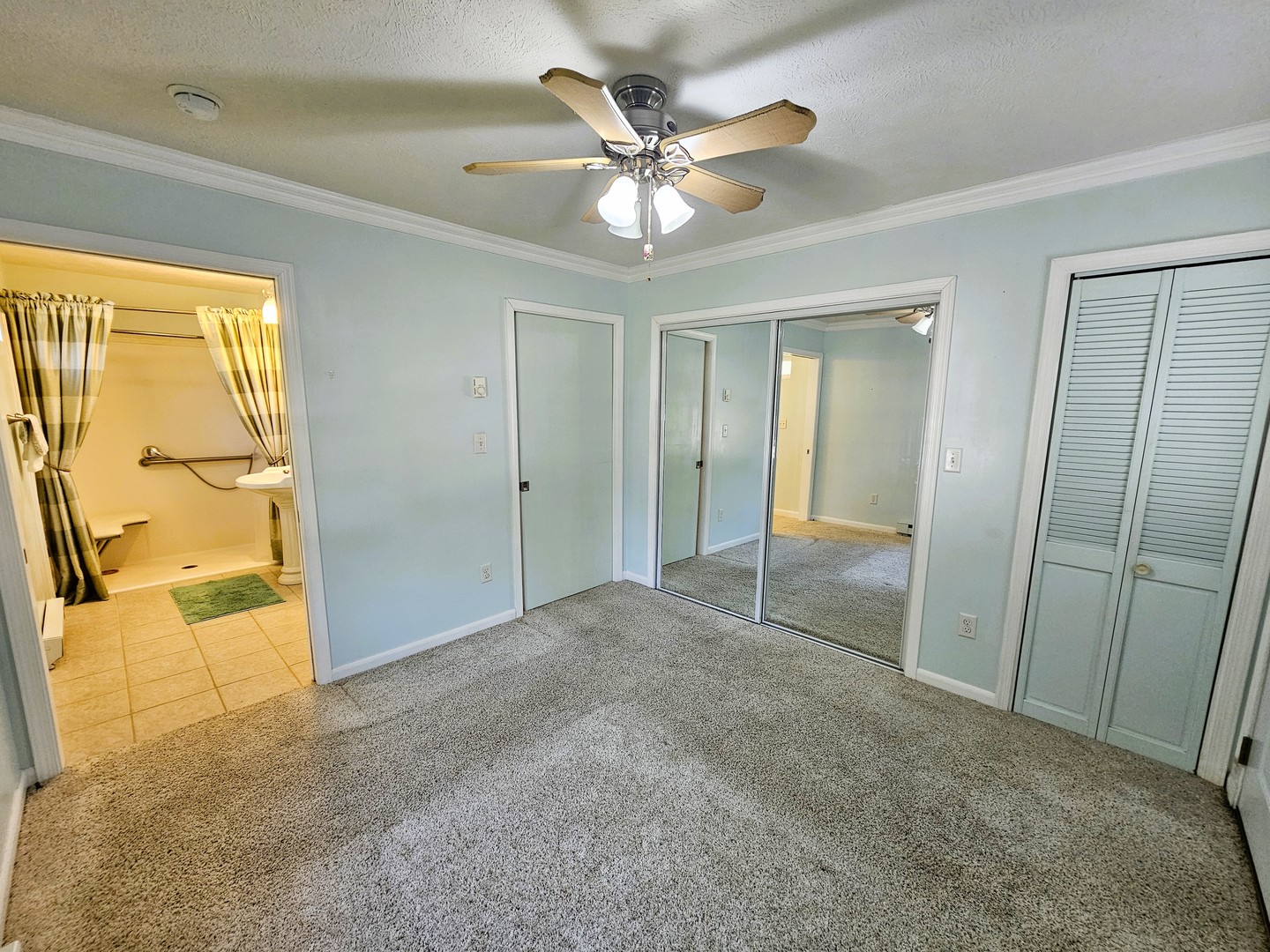 717 Airport Road Property Photo 46