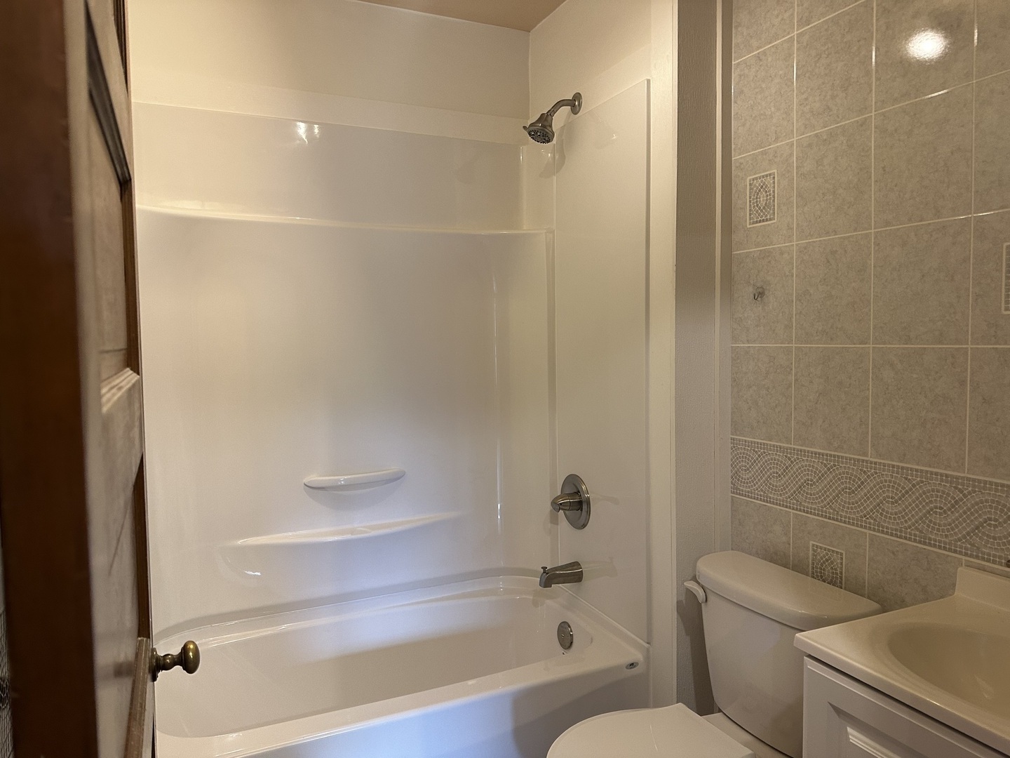 1607 Ontario Avenue Property Photo 9