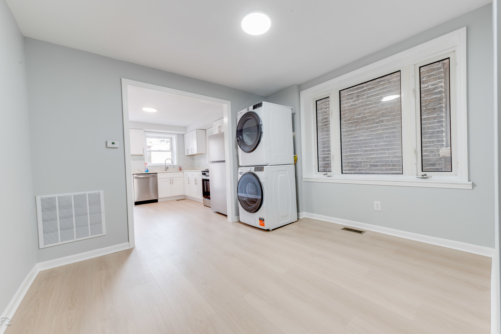 2625 S Union Avenue 1r Property Photo 5