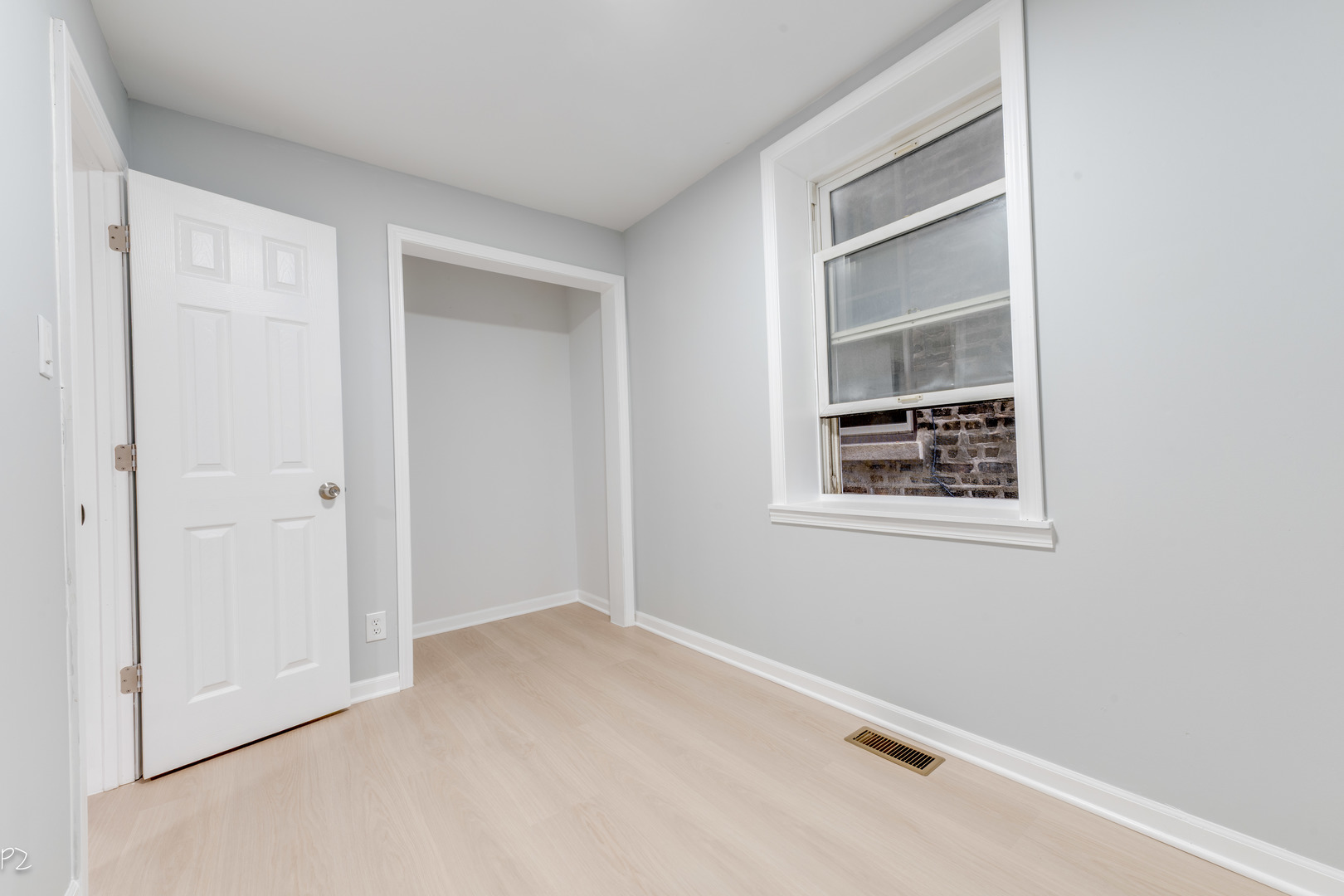 2625 S Union Avenue 1r Property Photo 10