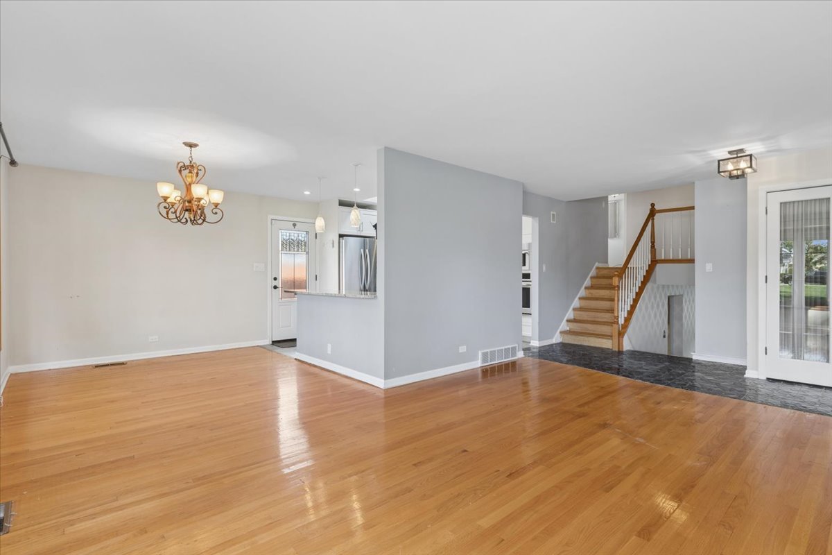 9427 Merrill Avenue Property Photo 4