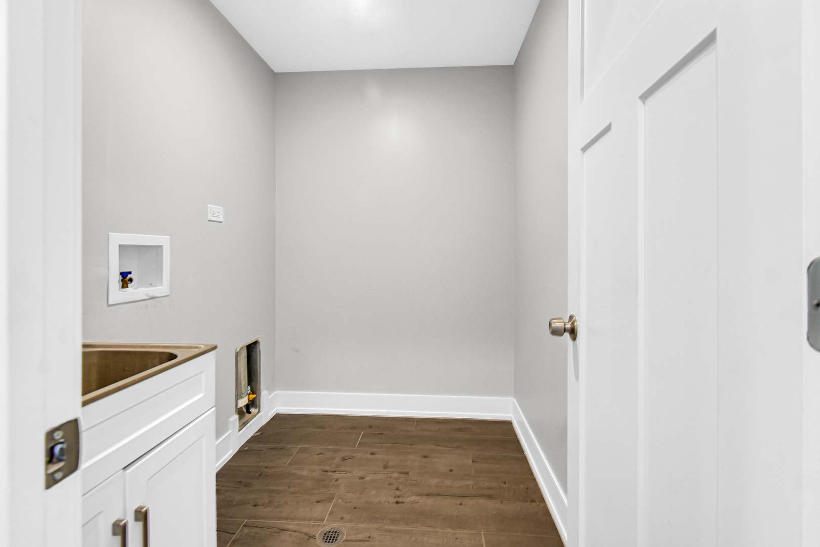 612 S 13th Avenue Property Photo 18