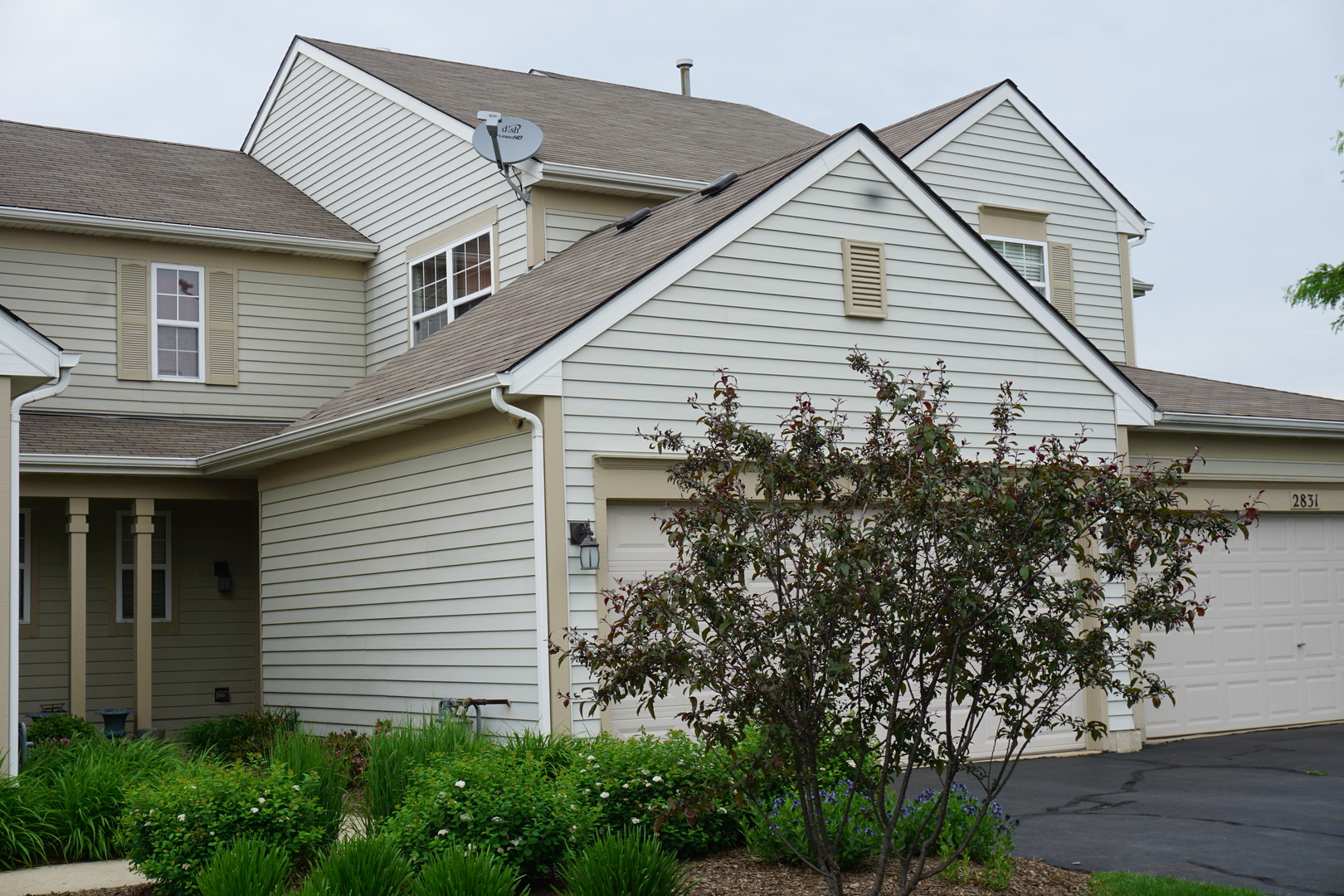 2833 VERNAL Lane Property Photo 1
