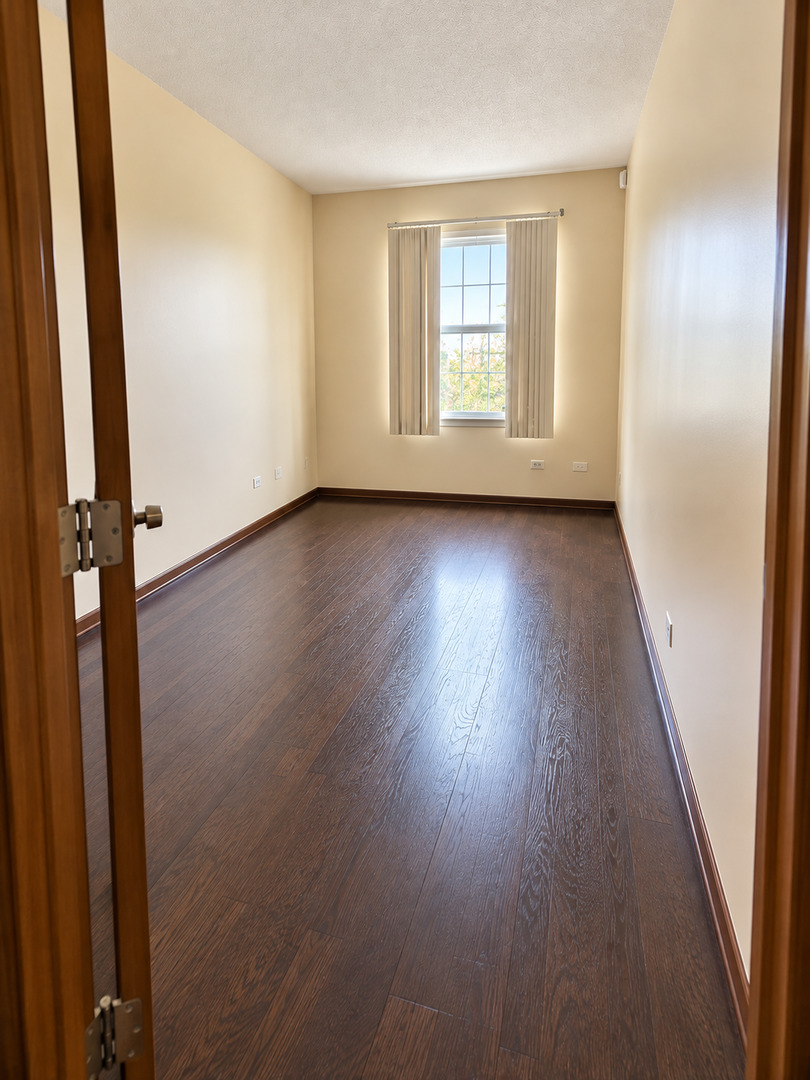 19401 Hickory Place Property Photo 13