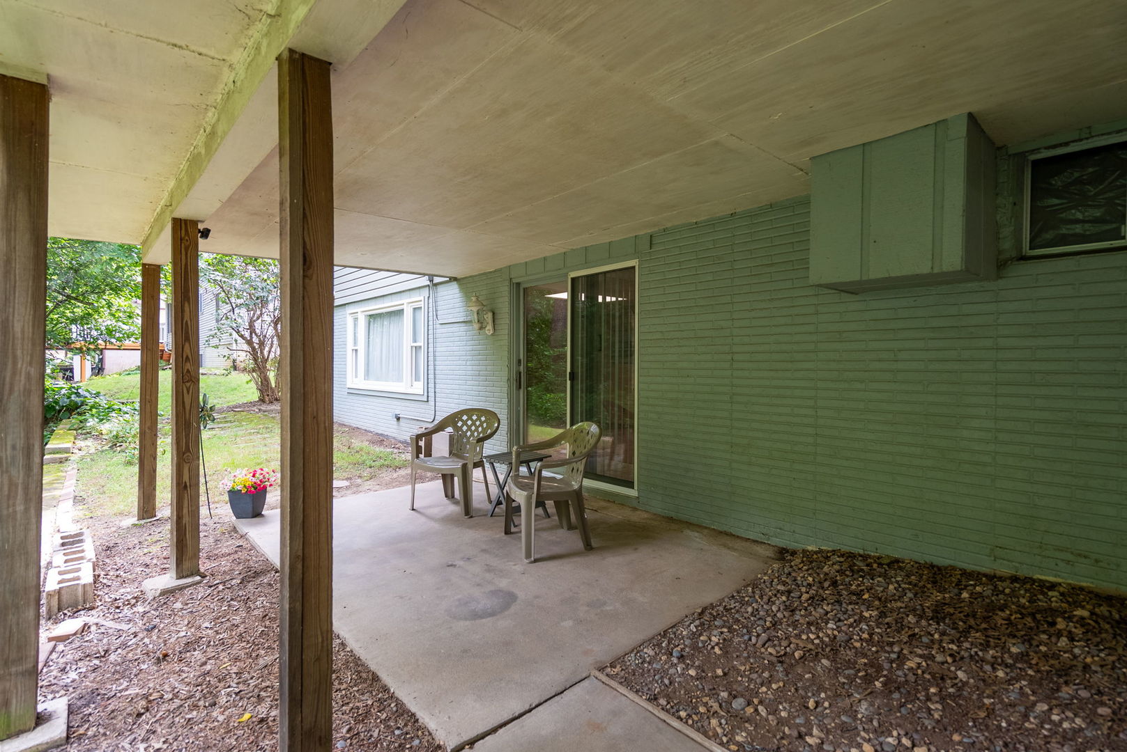 705 E 5th Street Property Photo 37