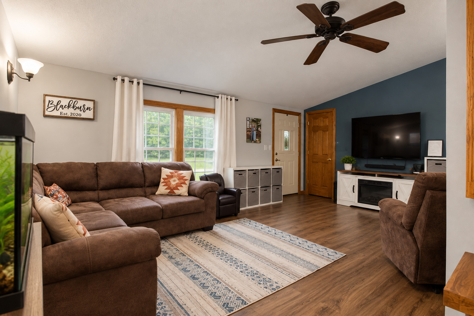 1585 Joliet Way Property Photo 11