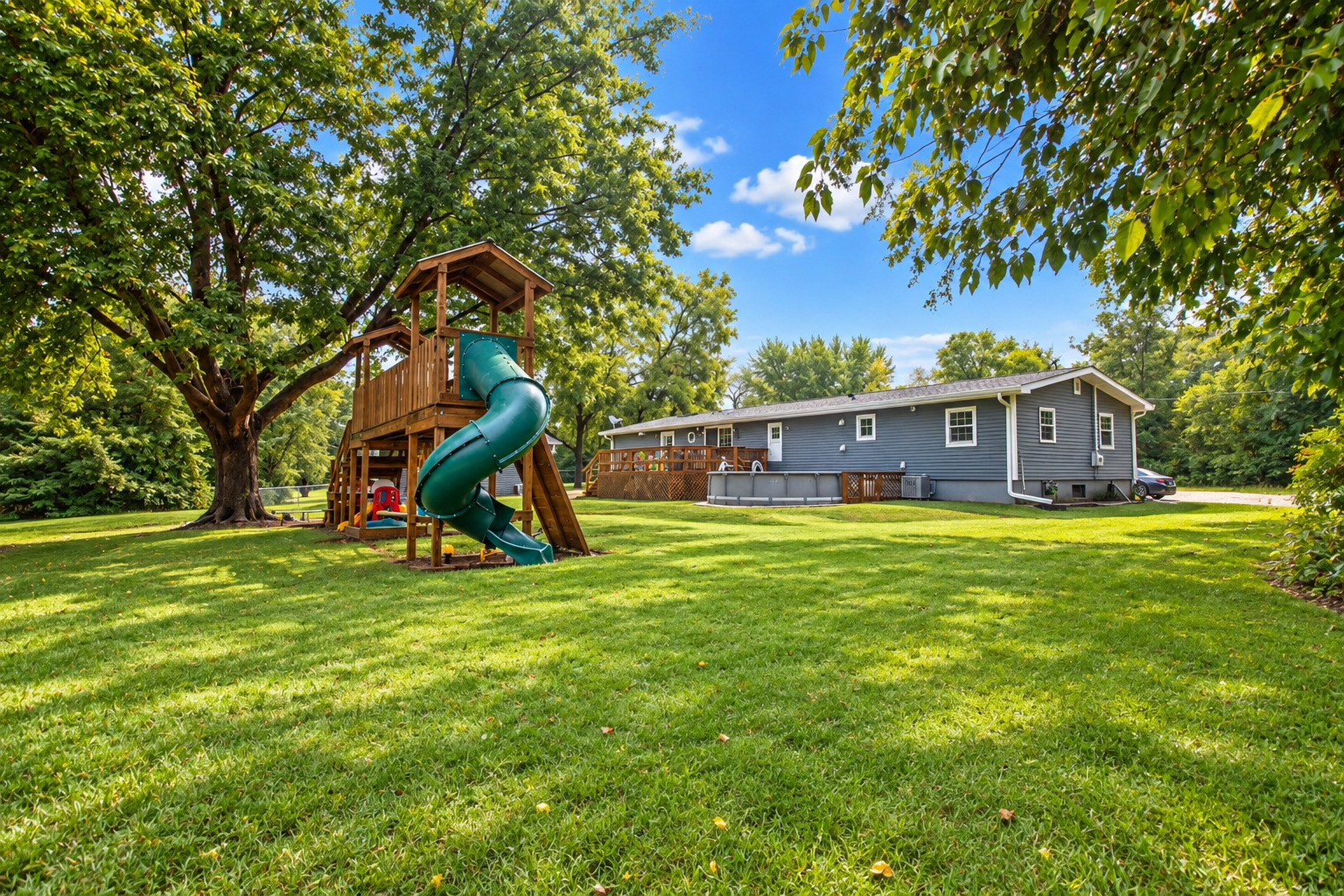 1585 Joliet Way Property Photo 29