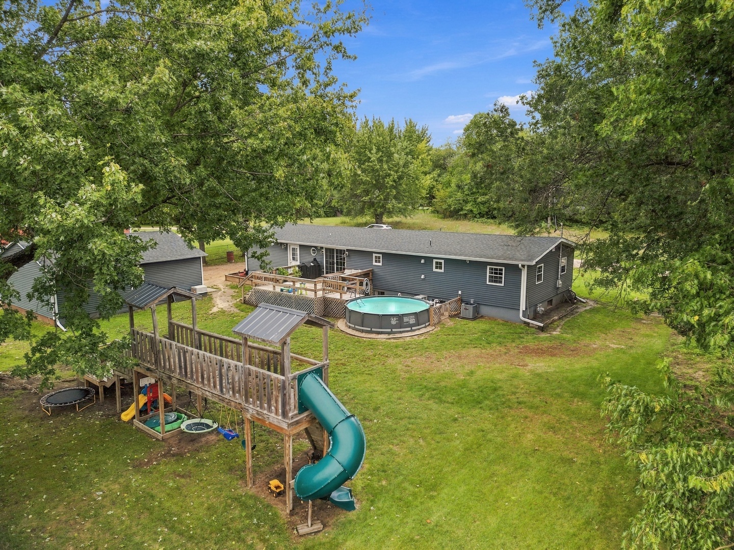 1585 Joliet Way Property Photo 37