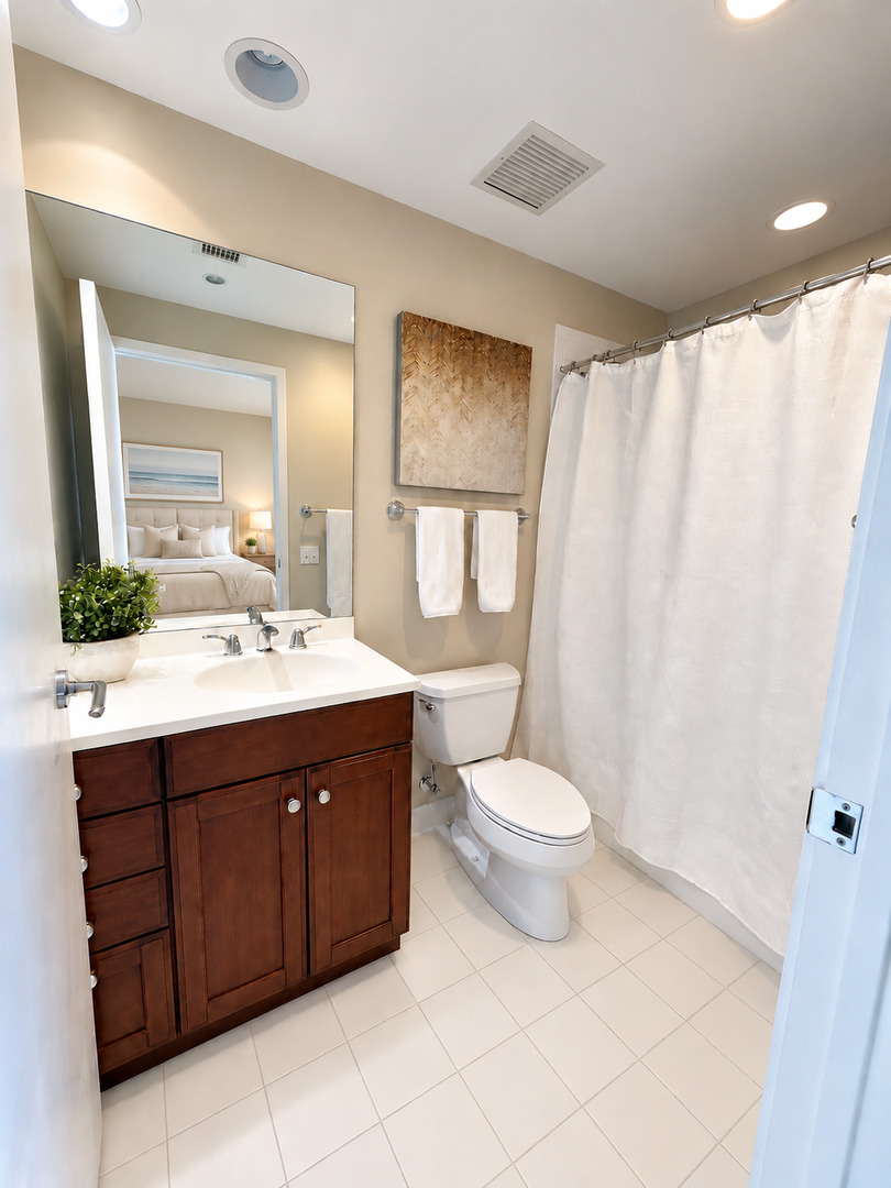 600 N Lake Shore Drive 2011 Property Photo 21
