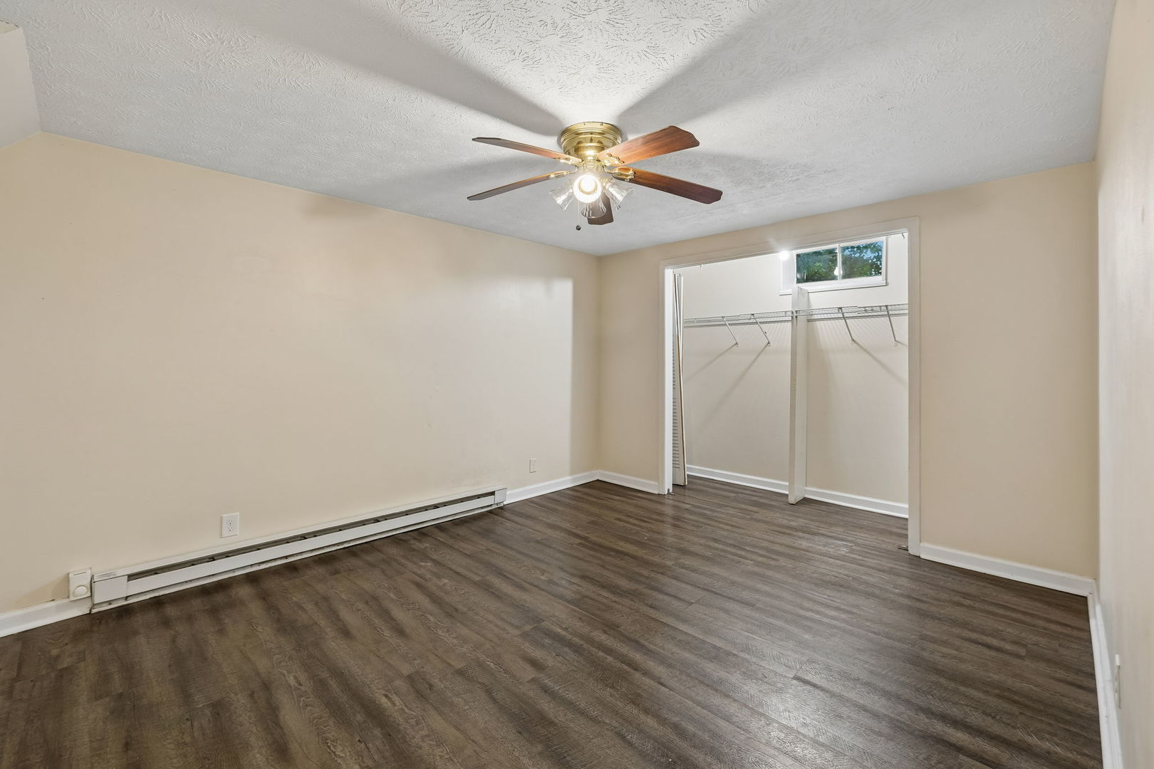 3504 Pleasant Valley Road Property Photo 10