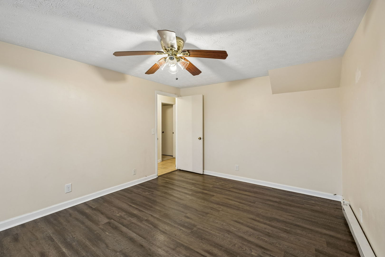 3504 Pleasant Valley Road Property Photo 11
