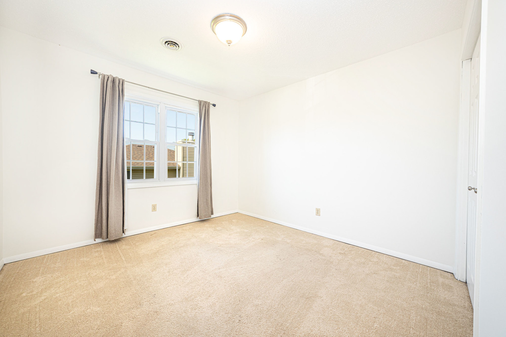 518 David Drive Property Photo 16
