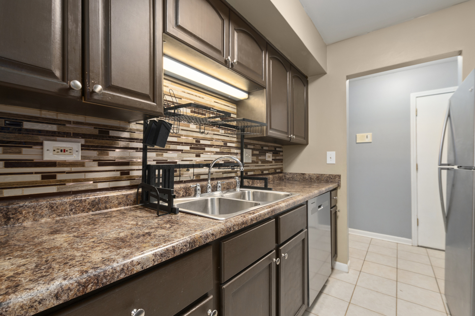 2210 Country Club Drive 2 Property Photo 4