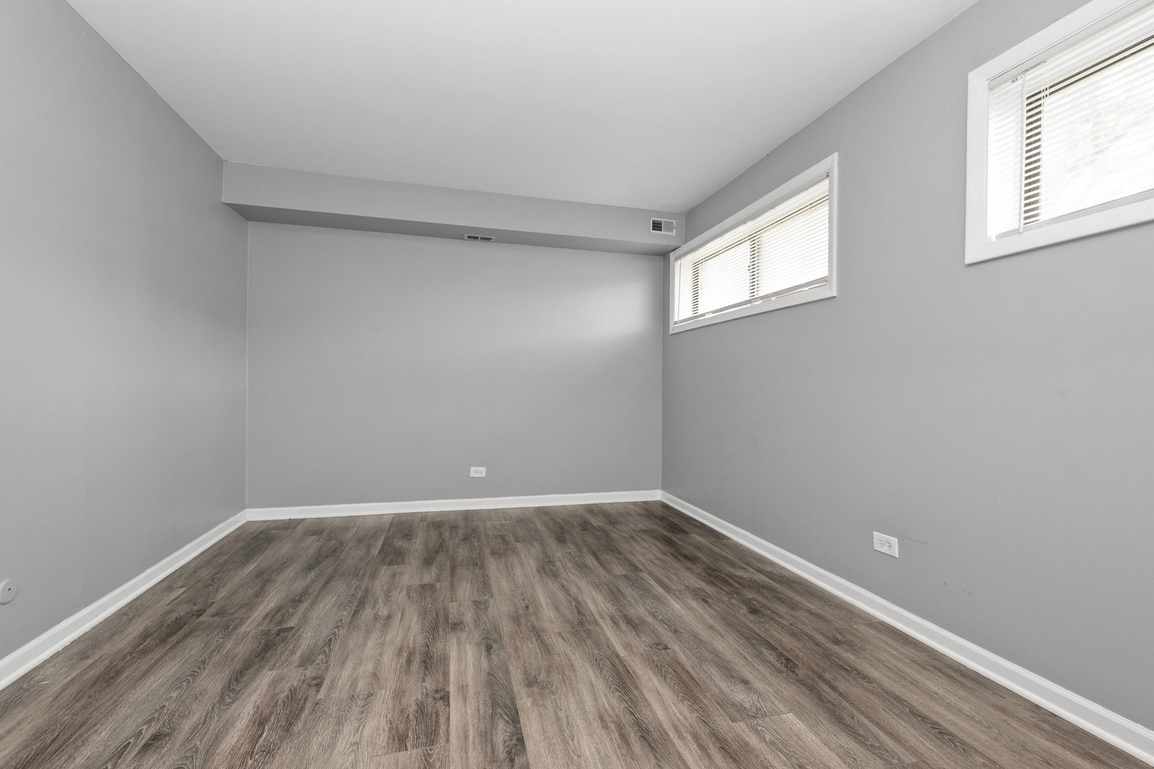 2210 Country Club Drive 2 Property Photo 11