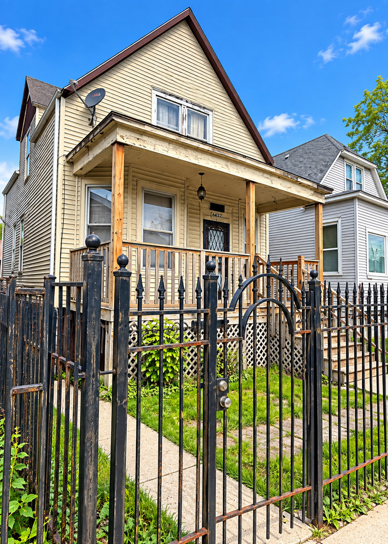 6432 S Damen Avenue Property Photo 2