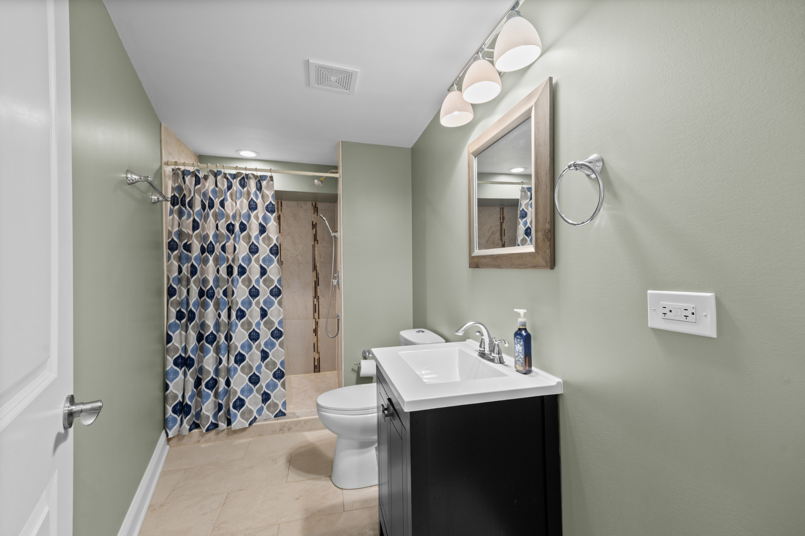 1723 N Kimball Avenue Property Photo 28