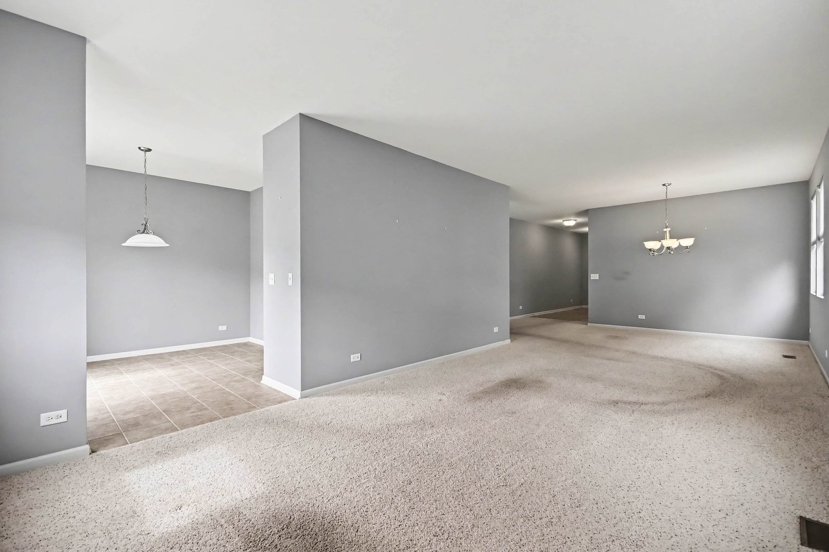 8226 Woodview Avenue Property Photo 7