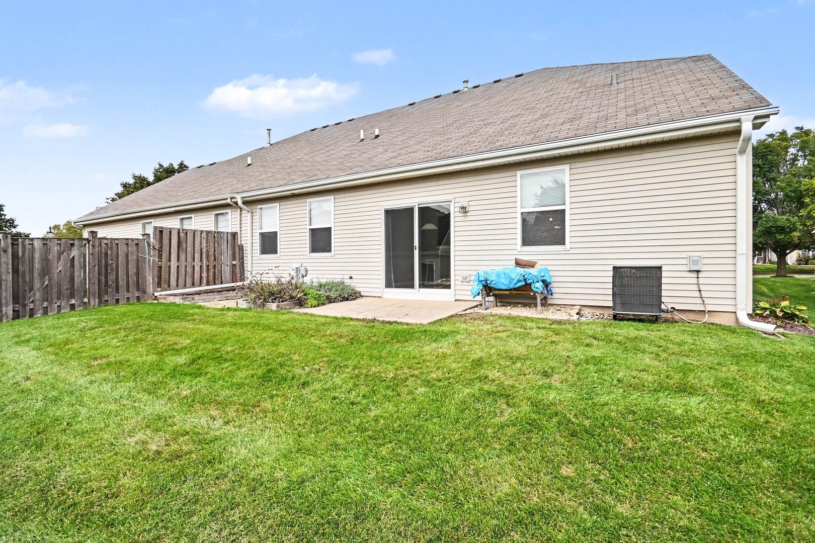 8226 Woodview Avenue Property Photo 21