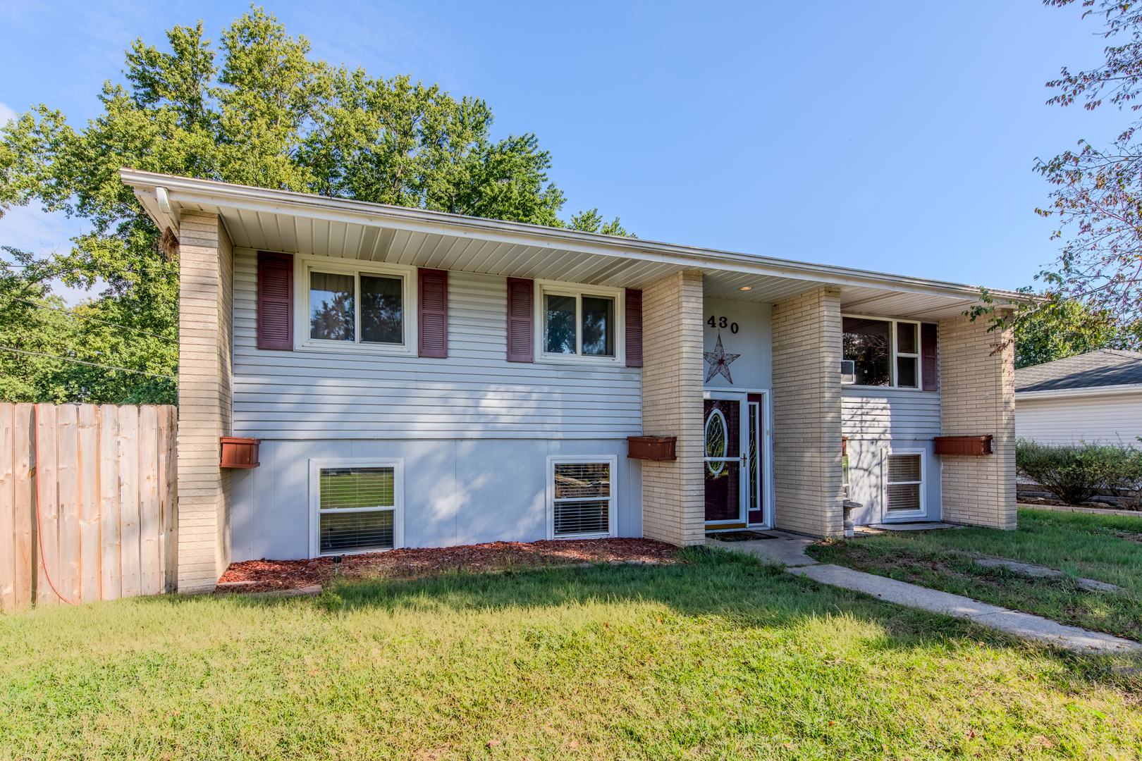 1430 Lantern Lane Property Photo 1