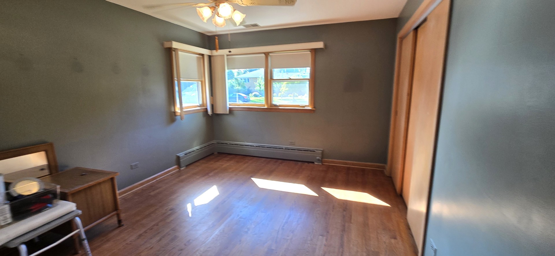6425 N Knox Avenue Property Photo 21
