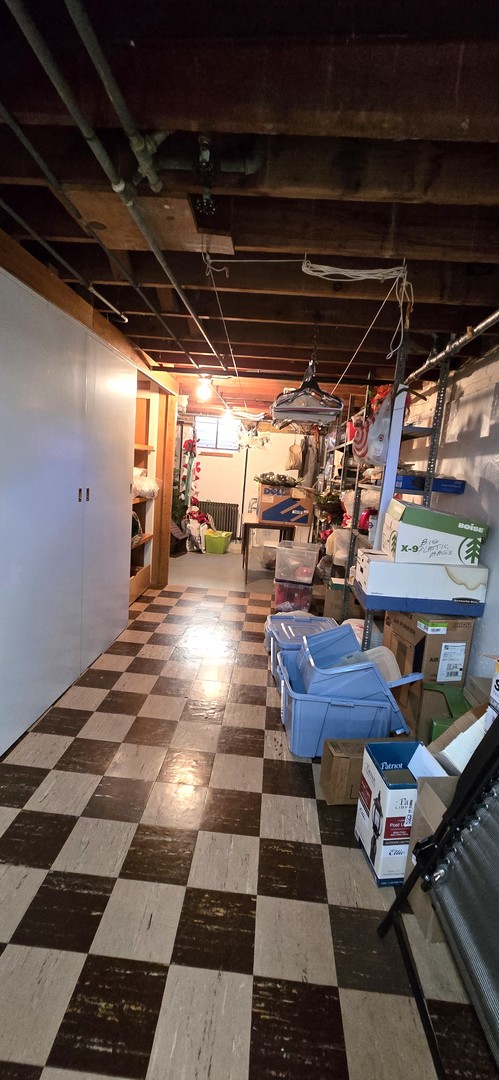6425 N Knox Avenue Property Photo 34