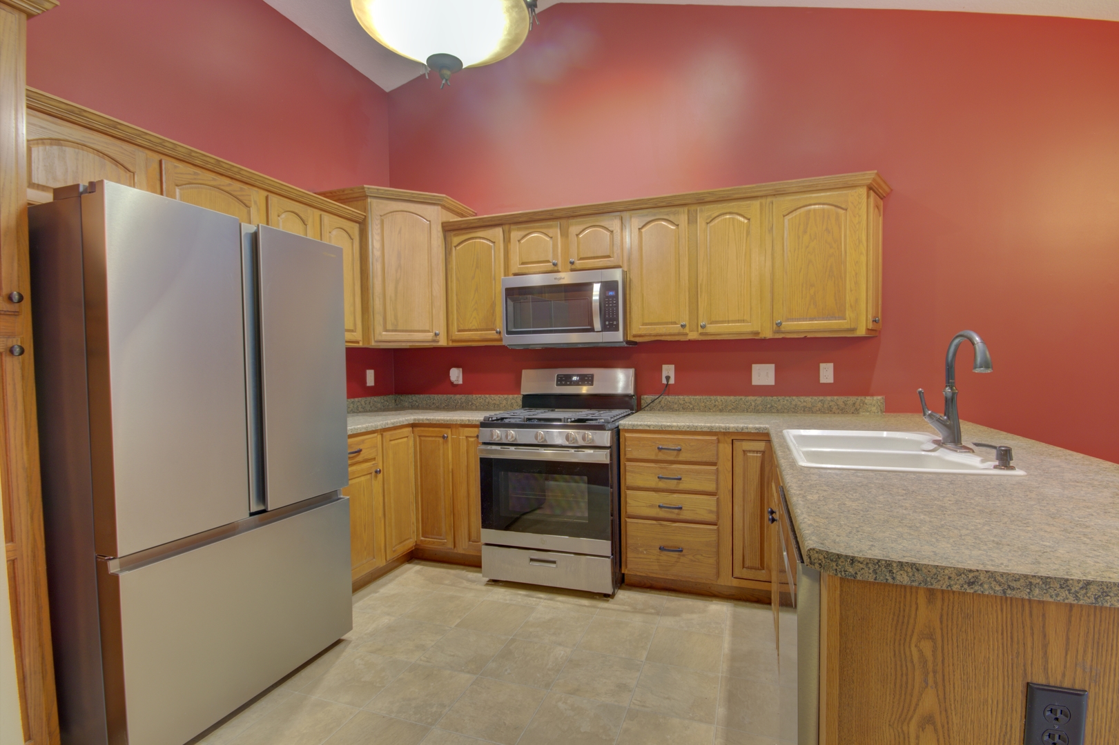 2215 W 59th Street Property Photo 7